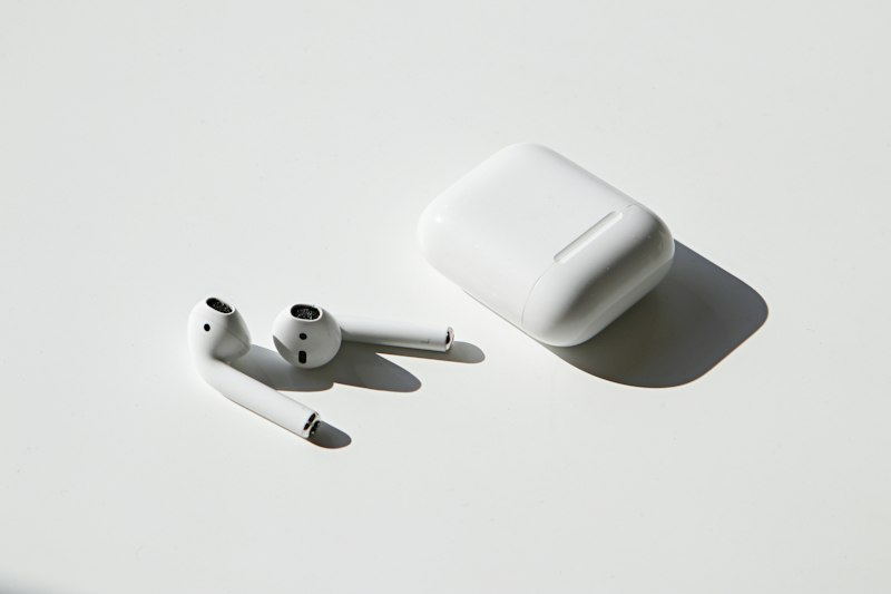 Apple AirPods Pro 2 USB-C Garansi Resmi